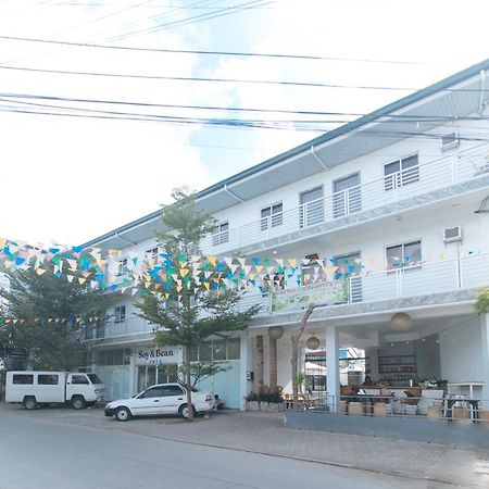 OYO 778 Fat J Apartelle Cebu Stadt Exterior foto